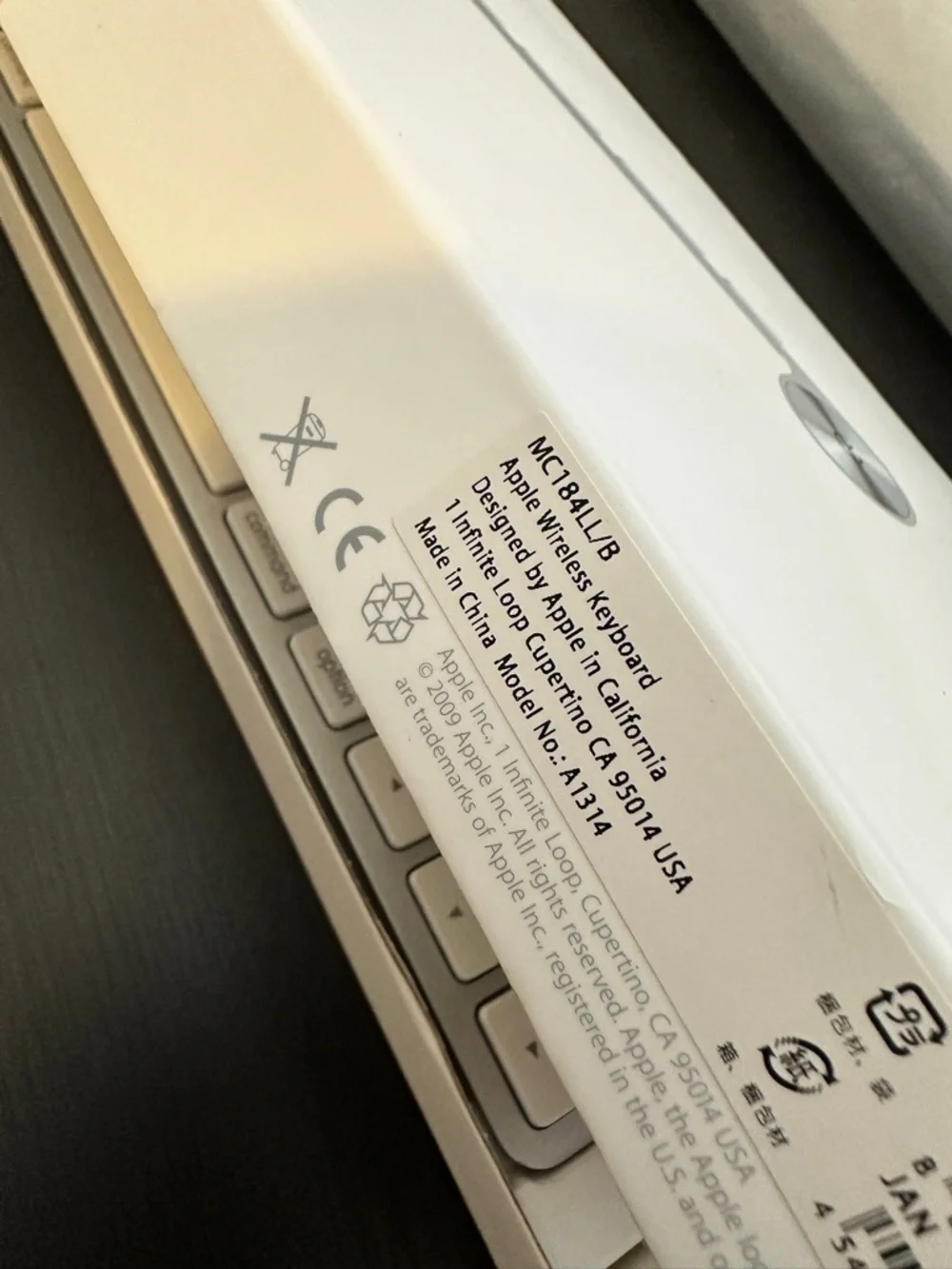 Apple Wireless Aluminum Keyboard Bluetooth A1314 MC184LL/B Preowned